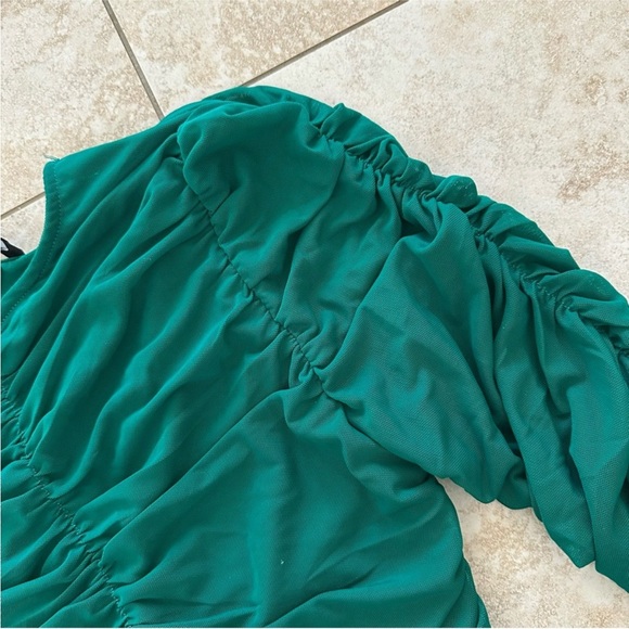 Mesh ruched top - Picture 5 of 8